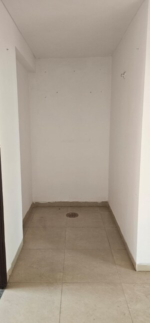  3 BHK Builder Floor at Sector 84 – for Sale