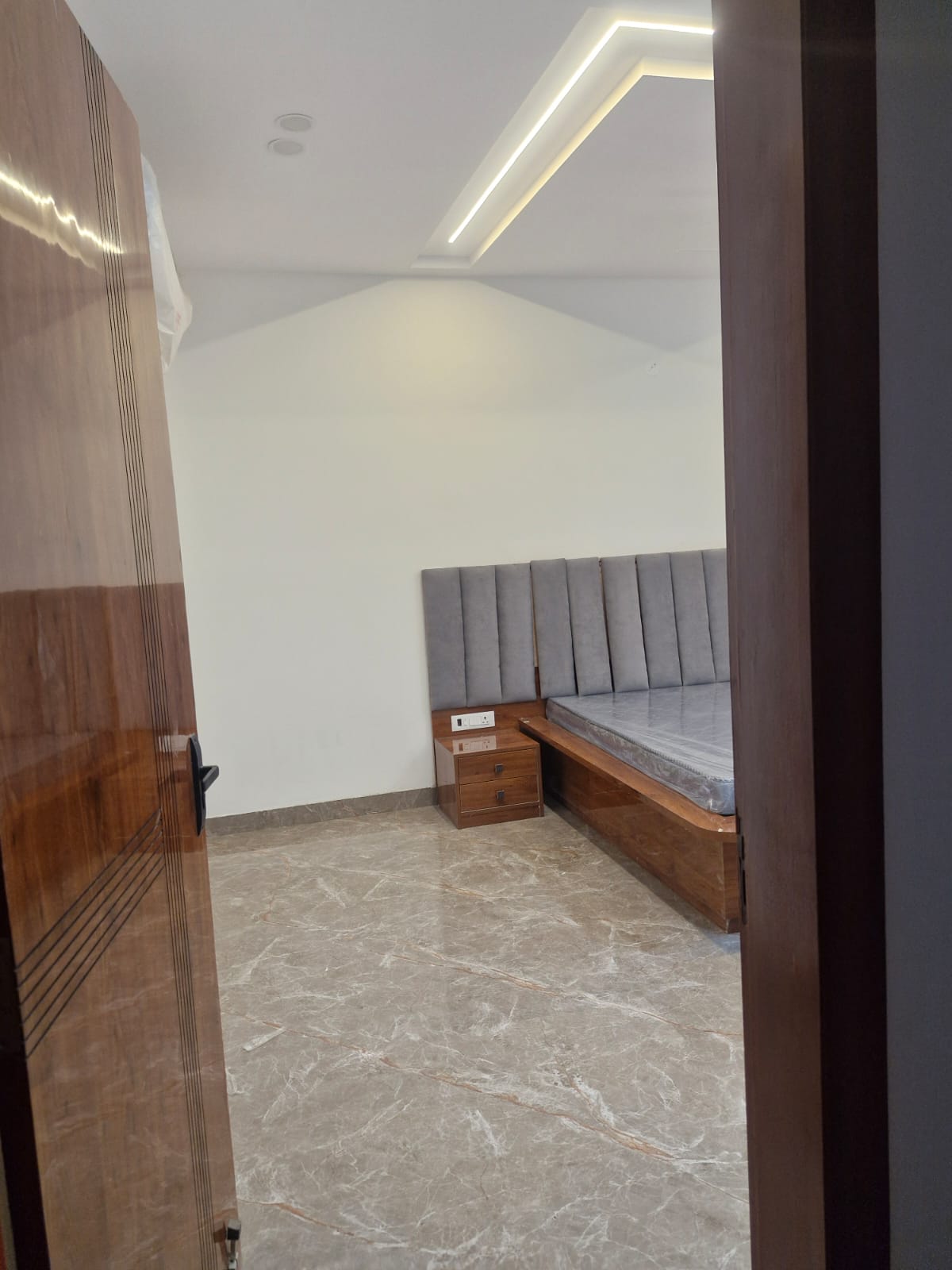 3.5 BHK Builder Floor For Rent in Ansal Sushant Lok I