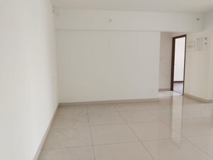 Room in 2 BHK Apartment at SD Siennaa Wing D, Kandivali East – for Sale