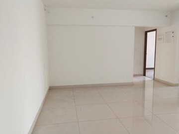 Room in 2 BHK Apartment at SD Siennaa Wing D, Kandivali East – for Sale
