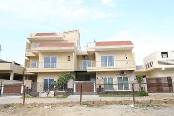  Plot – Exterior View View at Gaur Yamuna City, Gaur Yamuna City - for Sale
