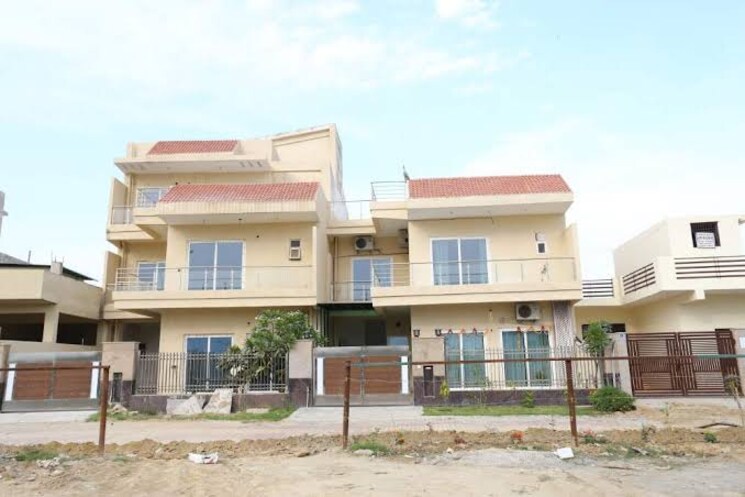 Exterior View, gaur-yamuna-city  150 Sq.Yd. Plot In Gaur Yamuna City Greater Noida 8731438