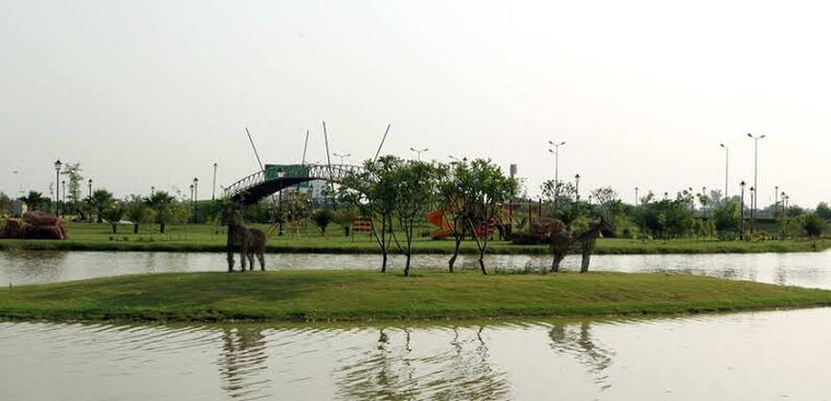 Exterior View, gaur-yamuna-city  150 Sq.Yd. Plot In Gaur Yamuna City Greater Noida 8731438