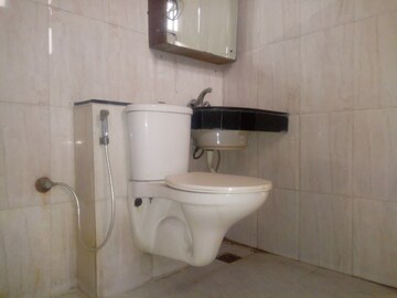 Bathroom in 3 BHK Builder Floor at Sector 46 – for Rent