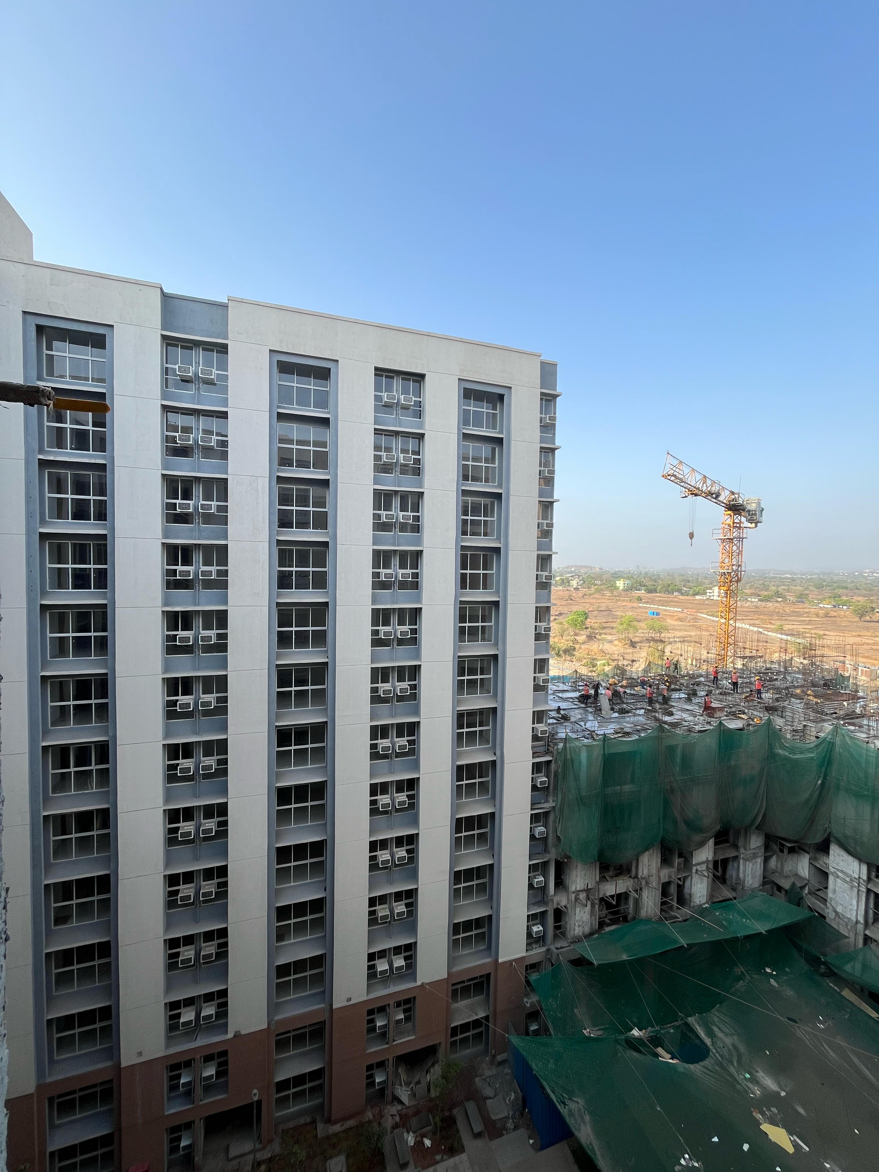 2 BHK 600 Sq.Ft. Apartment in Lodha Golden Dream