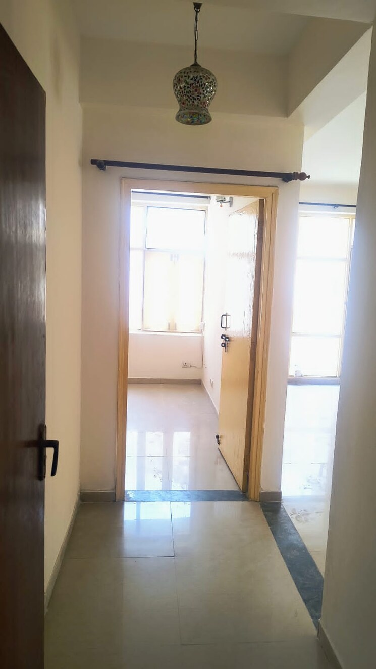 undefined, omaxe-heights 3 Bedroom 1800 Sq.Ft. Apartment In Sector 86 Faridabad 8731529