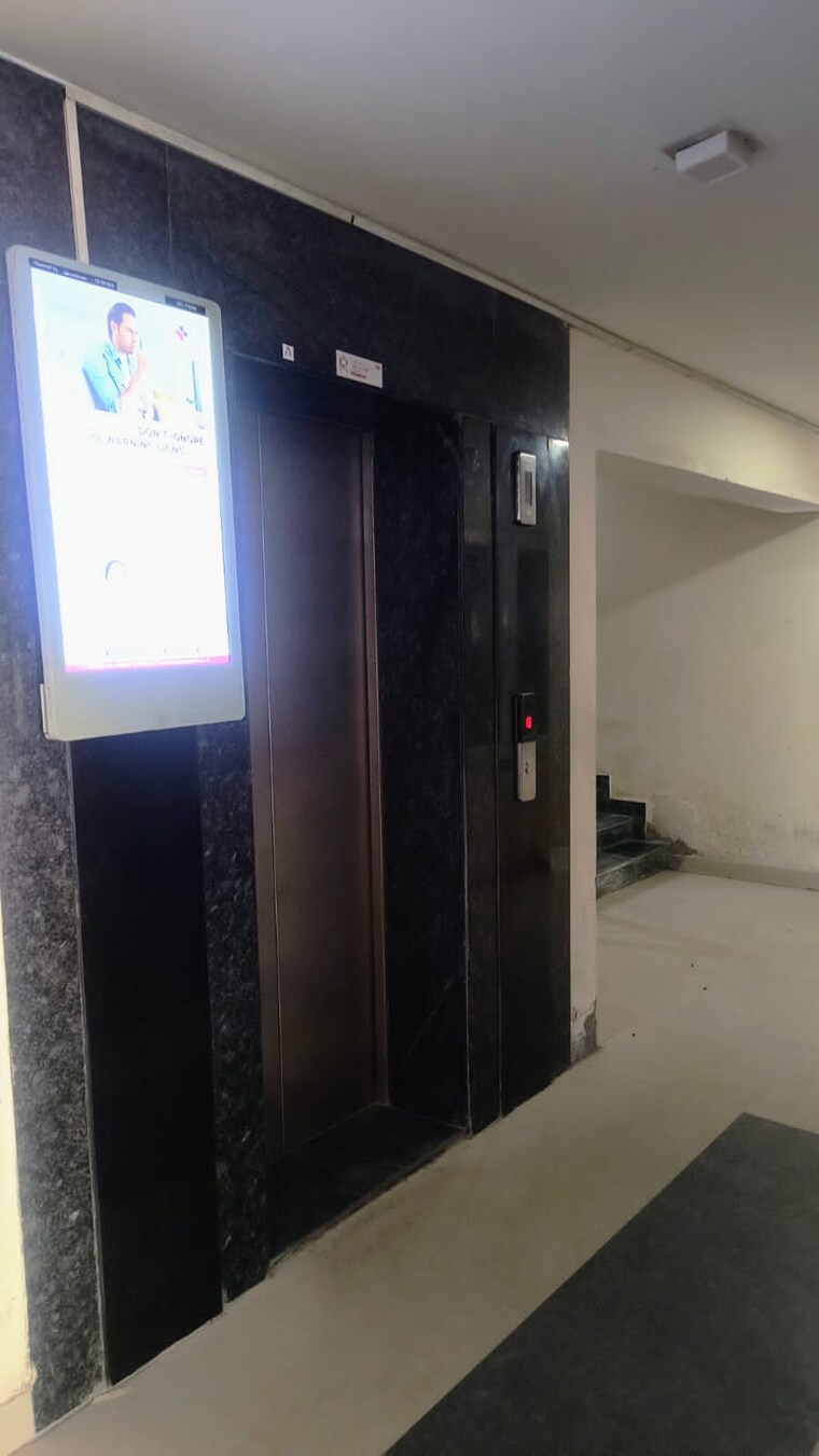 undefined, omaxe-heights 3 Bedroom 1800 Sq.Ft. Apartment In Sector 86 Faridabad 8731529