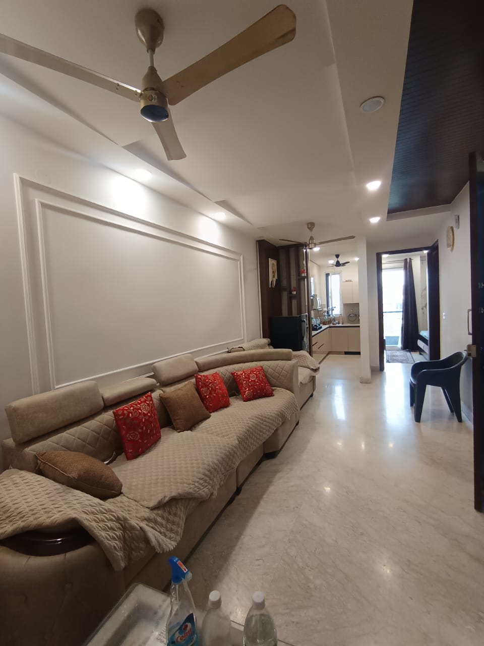 2.5 BHK + Pooja Room Apartment For Rent in Jahaz Apartments