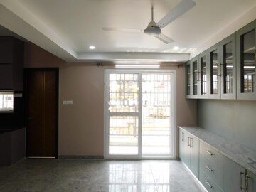 Room in 3 BHK Apartment at Standalone Building Miyapur, Miyapur – for Rent