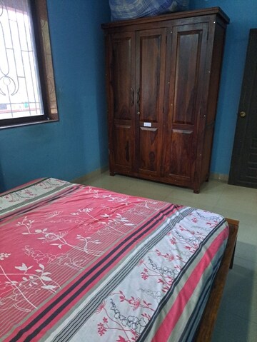 Bedroom in 4 BHK Villa at Nachinola – for Rent