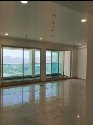 Room in 3 BHK Apartment at Aurum Q Residences, Ghansoli – for Sale