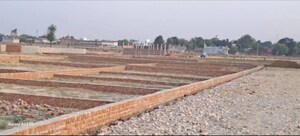  Plot For Sale in Gosainganj
