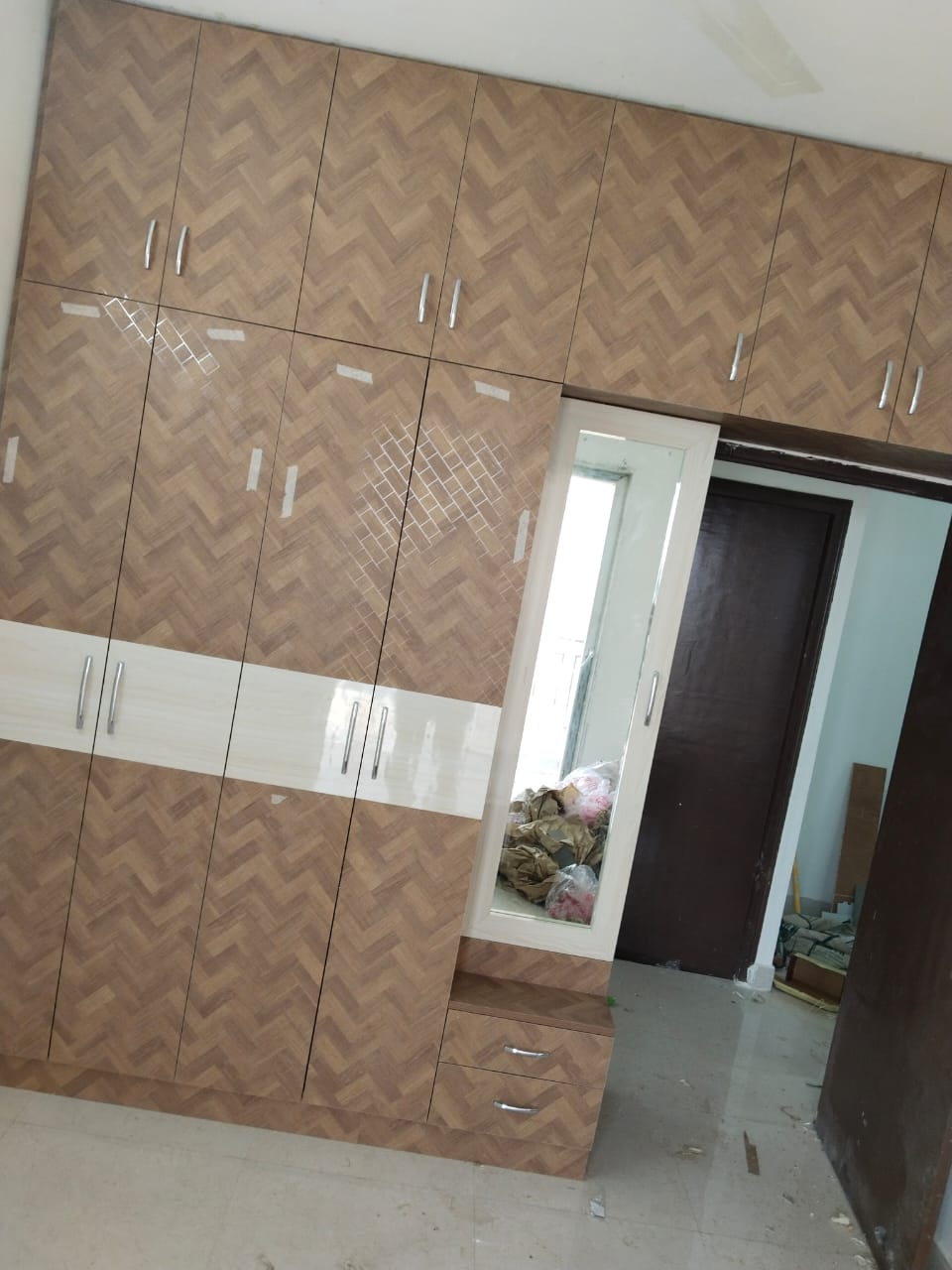 2 BHK Apartment For Rent in Pivotal Devaan
