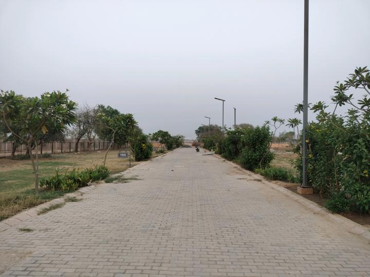 Plot For Sale in SR Dwarka City