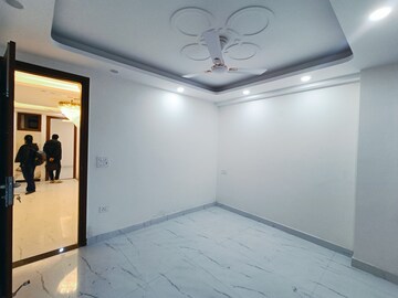 Room in 2 BHK Builder Floor at Chattarpur – for Sale