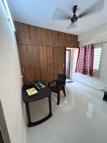 Master Bedroom in 2 BHK Apartment at Matri Mirra Residency, Ameenpur – for Rent