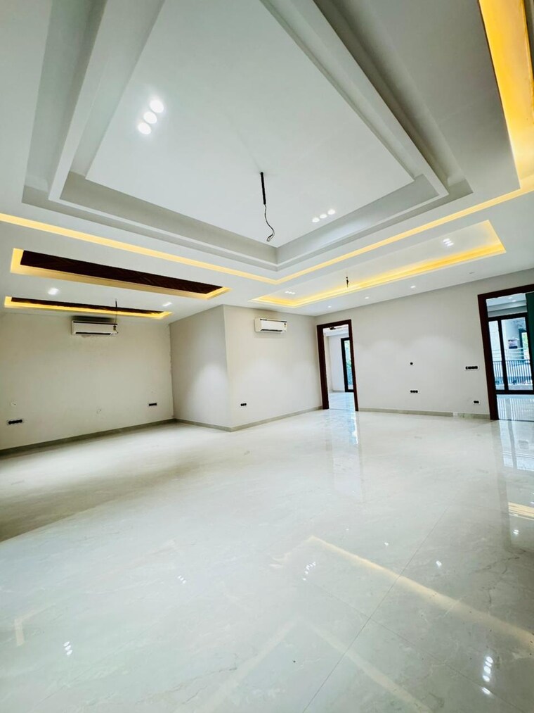 Room, ansal-api-esencia 4 Bedroom 300 Sq.Yd. Builder Floor In Sector 67 Gurgaon 8731660