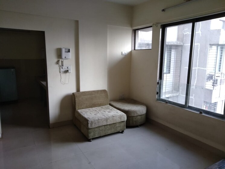 Living Room, everest-country-side 1 Bedroom 587 Sq.Ft. Apartment In Kasarvadavali Thane 8731687