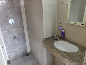 Bathroom in 1 BHK Apartment at Everest Country Side, Kasarvadavali – for Sale