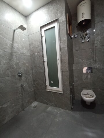 Bathroom in 3 BHK Apartment at Sunder Apartment, Paschim Vihar – for Rent