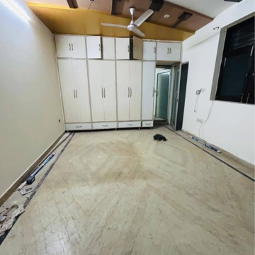 Room in 2 BHK Builder Floor at Sector 23 – for Rent