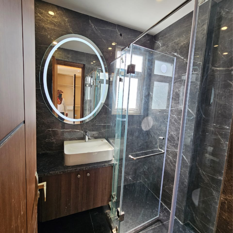 Bathroom, suncity-vatsal-valley 3 Bedroom 1430 Sq.Ft. Builder Floor In Gwal Pahari Gurgaon 8731669