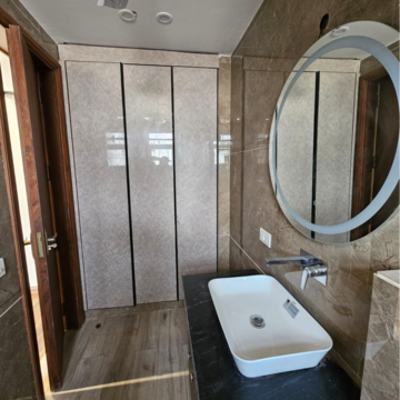 Bathroom in 3 BHK Builder Floor at Suncity Vatsal Valley, Gwal Pahari – for Sale