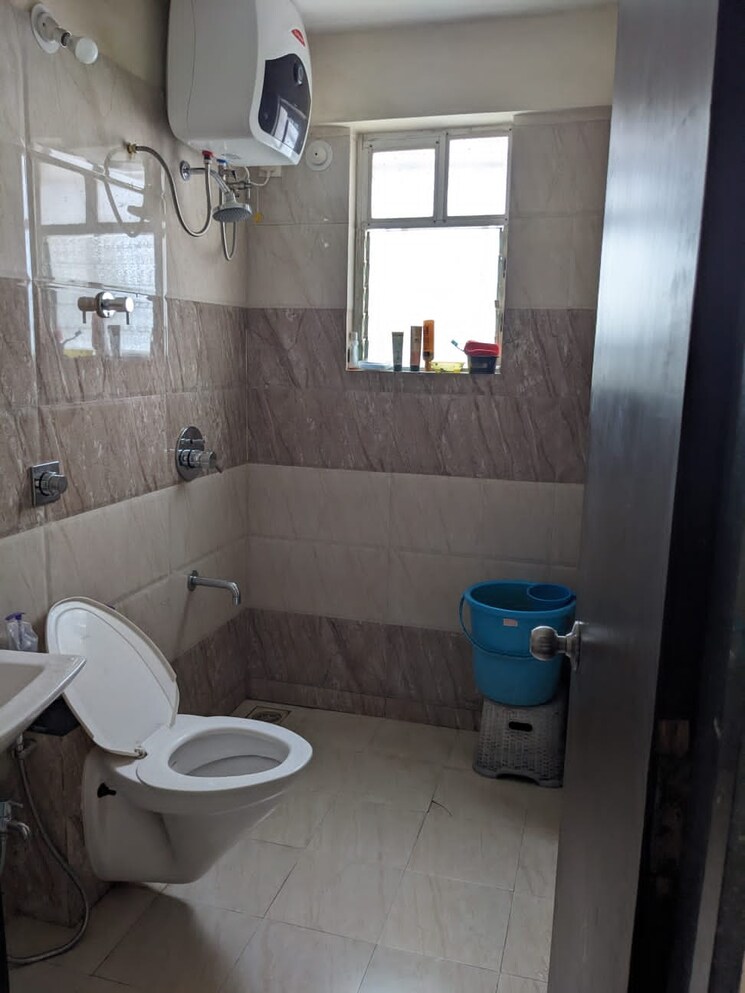 Bathroom, karan-athena 2 Bedroom 1250 Sq.Ft. Apartment In Wadgaon Sheri Pune 8731690