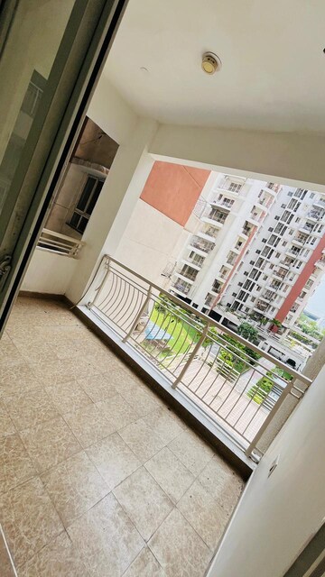 Master Plan in 3 BHK Apartment at SDS NRI Residency Omega II, Omega Ii Greater Noida – for Rent