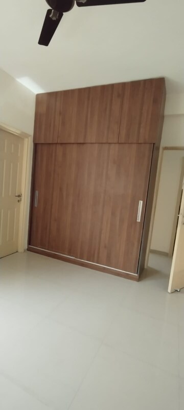 3.5 BHK Builder Floor For Rent in Emaar MGF Emerald Hills, Sector 65