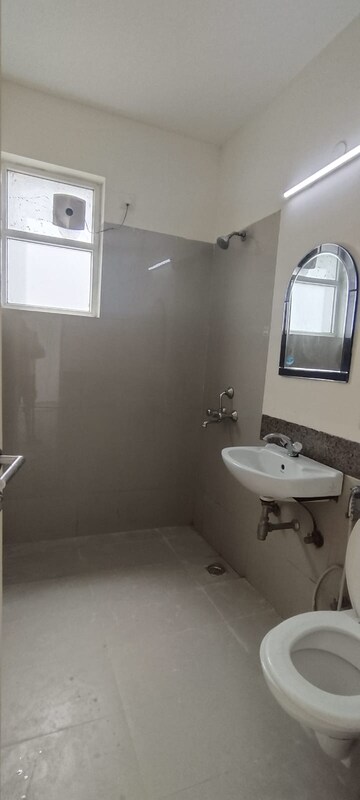 Bathroom in 3.5 BHK Builder Floor at Emaar MGF Emerald Hills, Sector 65 – for Rent