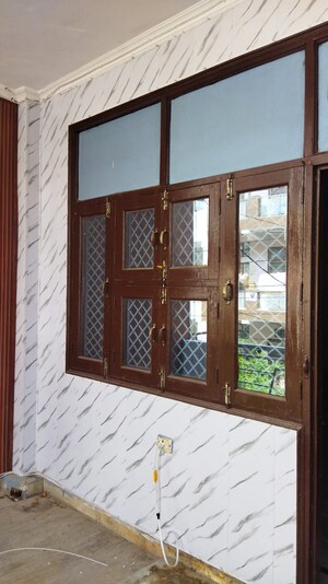 Room in 2 BHK Builder Floor at Swaran Jayanti Puram – for Sale