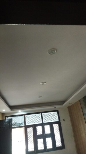 Furnished Amenities in 2 BHK Builder Floor at Swaran Jayanti Puram – for Sale