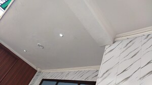 Furnished Amenities in 2 BHK Builder Floor at Swaran Jayanti Puram – for Sale