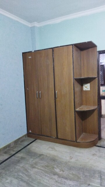 Furnished Amenities in 2 BHK Builder Floor at Swaran Jayanti Puram – for Sale
