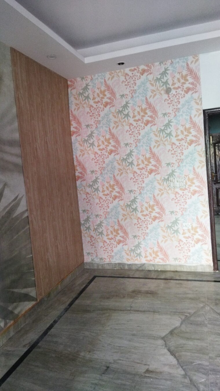 Bedroom, swaran jayanti puram 2 Bedroom 90 Sq.Mt. Builder Floor In Swaran Jayanti Puram Ghaziabad 8731701