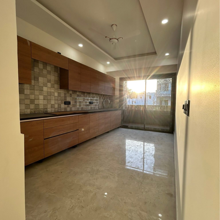 Kitchen, sector 23 2 Bedroom 360 Sq.Ft. Apartment In Sector 23 Gurgaon 8731696