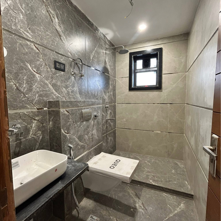 Bathroom, sector 23 2 Bedroom 360 Sq.Ft. Apartment In Sector 23 Gurgaon 8731696