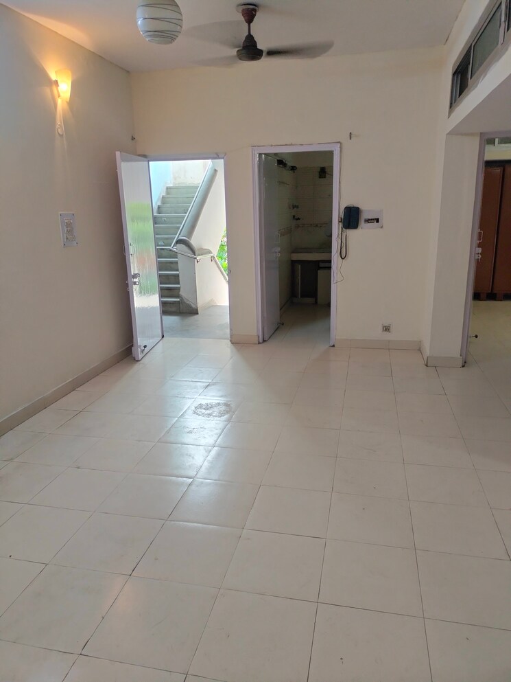 Living Room, ip extension 2 Bedroom 1000 Sq.Ft. Apartment In Ip Extension Delhi 8731702