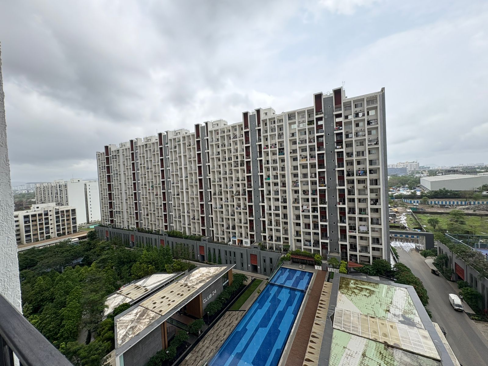 3 BHK + Extra Room Apartment For Rent in Godrej 24X7