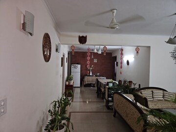 Living Room in 4 BHK Apartment at Orchid Petals, Sector 49 – for Rent
