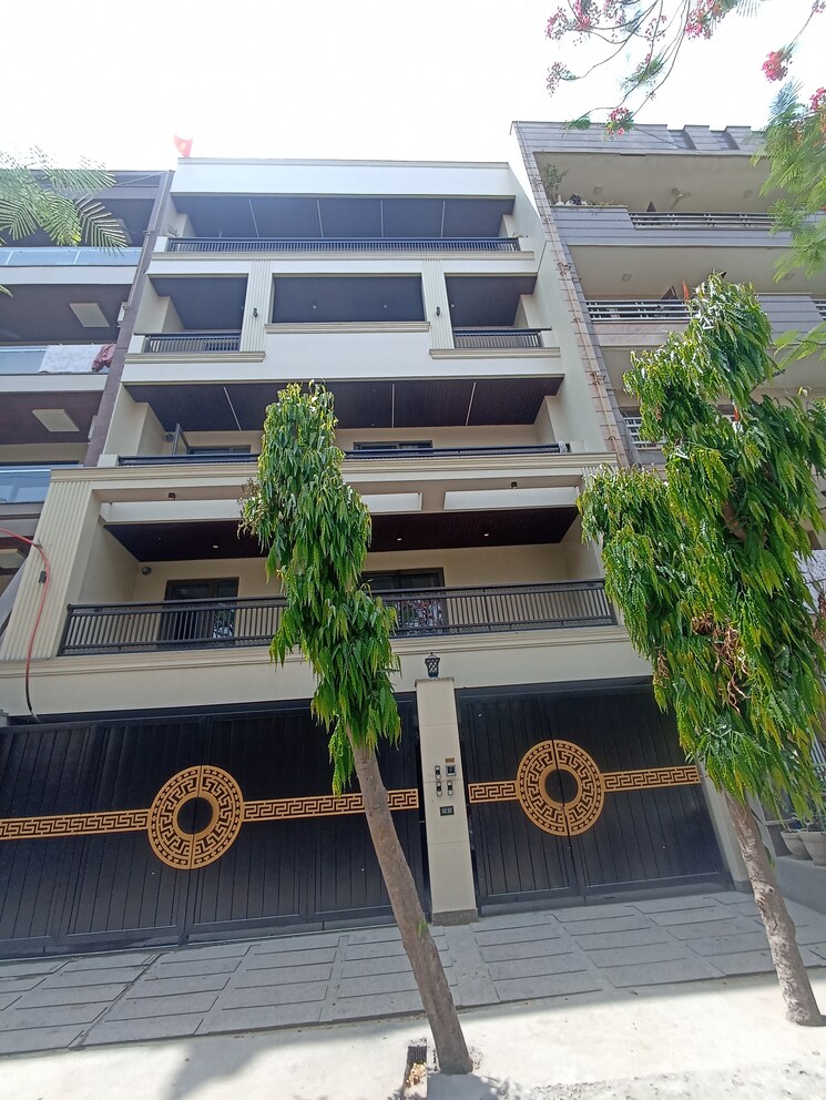 Exterior View, navbharat-apartments 3 Bedroom 1300 Sq.Ft. Apartment In Paschim Vihar Delhi 8731709