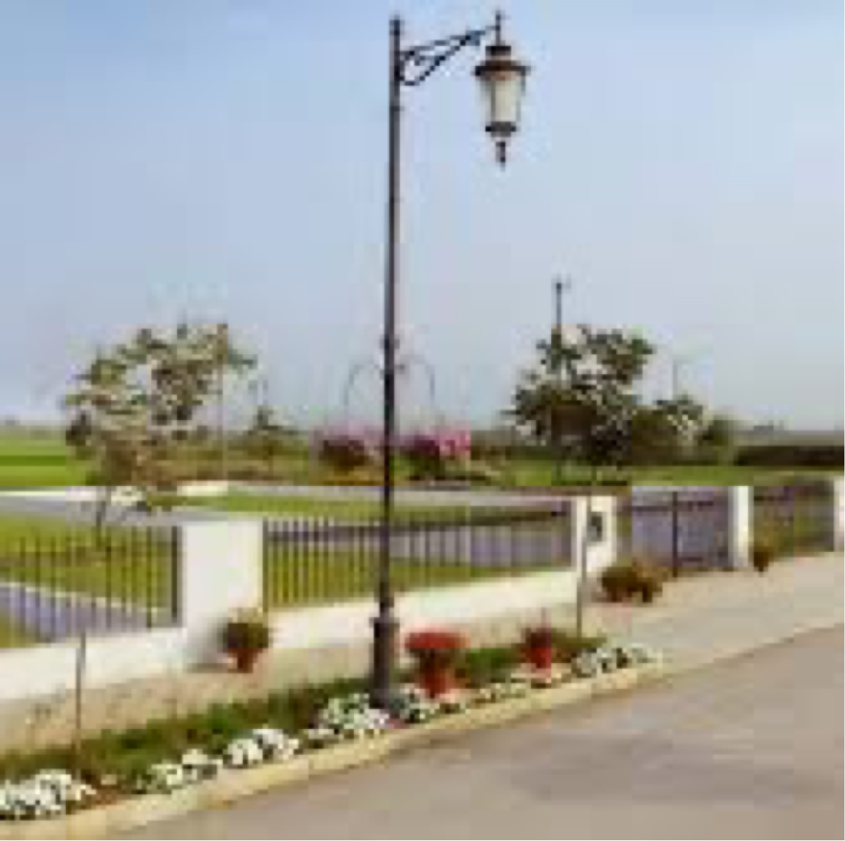 3 BHK + Servant Room Apartment For Rent in Central Park Flower Valley Aqua Front Towers