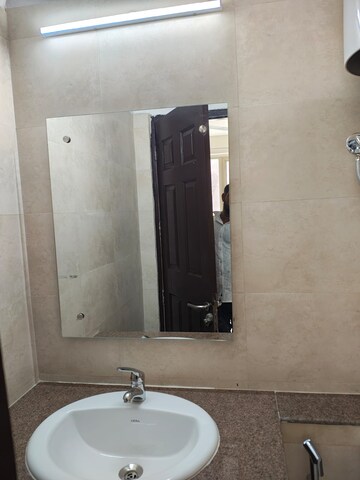 Bathroom in 4 BHK Builder Floor at Unitech Woodstock Floors, Sector 50 – for Rent