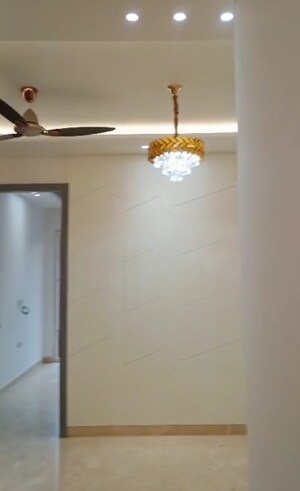 Room in 2 BHK Builder Floor at Lajpat Nagar – for Sale