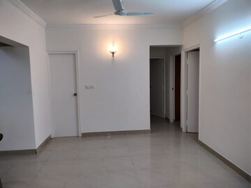 Room in 3 BHK Apartment at DSR Spring Beauty, Brookefield – for Rent