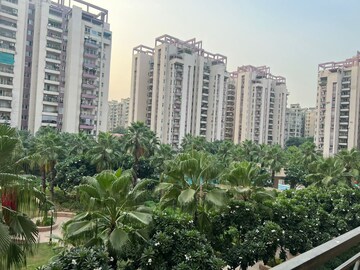 3.5 BHK Apartment – Exterior View View at Orchid Petals, Sector 49 - for Rent