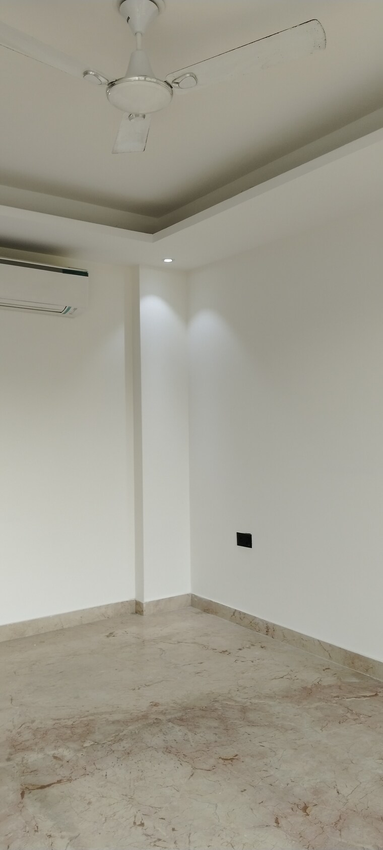 Room, unitech-south-city-ii 4 Bedroom 2600 Sq.Ft. Builder Floor In Sector 50 Gurgaon 8731761