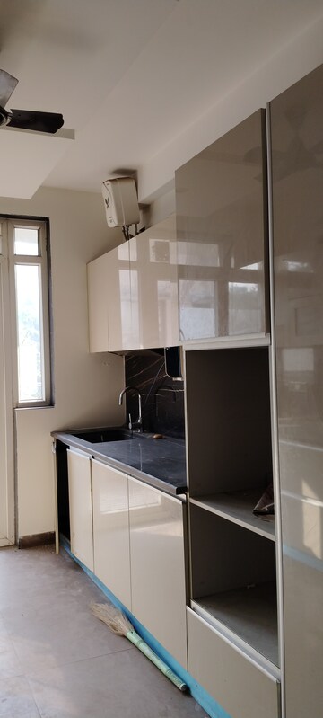 Kitchen in 4 BHK Builder Floor at Unitech South City II, Sector 50 – for Sale