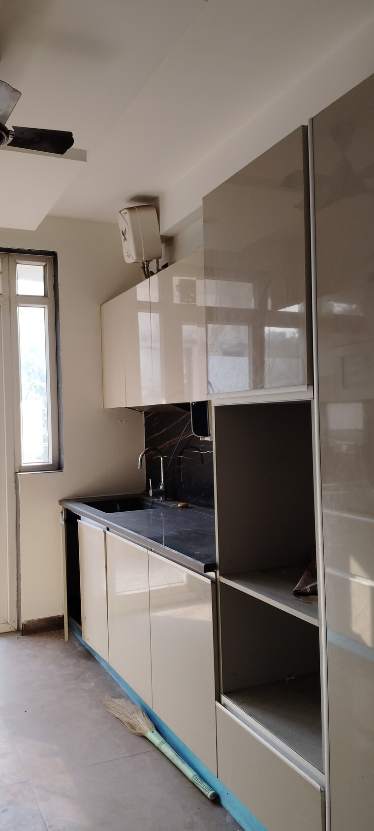 Kitchen, unitech-south-city-ii 4 Bedroom 2600 Sq.Ft. Builder Floor In Sector 50 Gurgaon 8731761